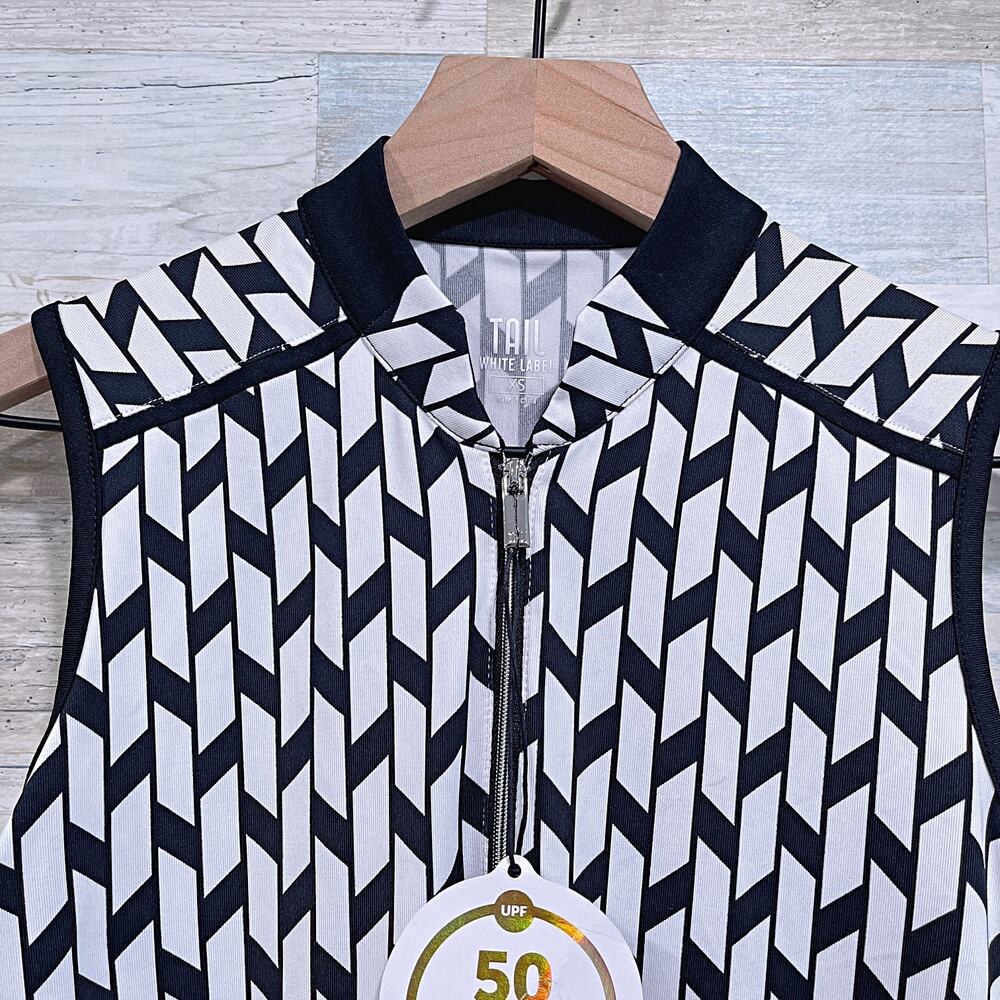 Tail White Label Darly Top Magnetic Geo Black White Golf Tennis UPF 50 Womens XS - Picture 3 of 8